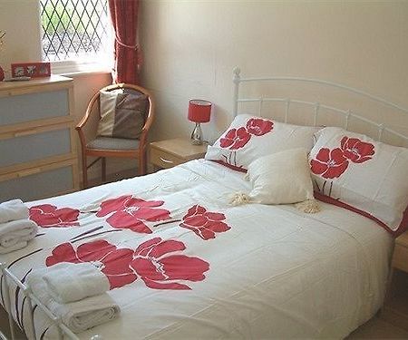 The Royal Oak Hotel Lydney Bagian luar foto